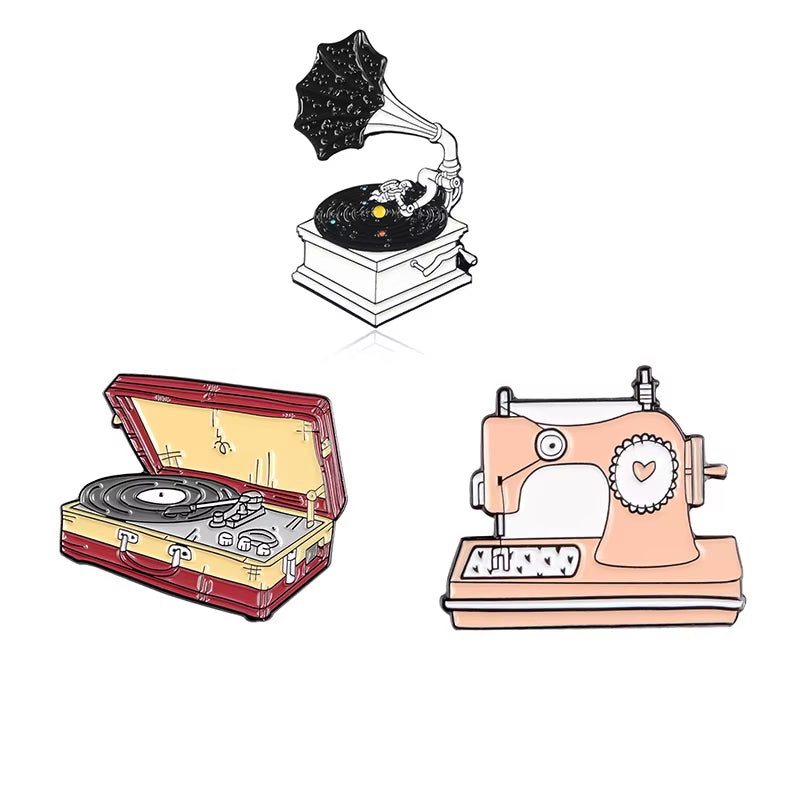 Animal Set Pins Unicorn Hippopotamus Pig Panda Cat Dog Rabbit Brooches Badges Funny Friends Gifts Pins for Backpacks Wholesale