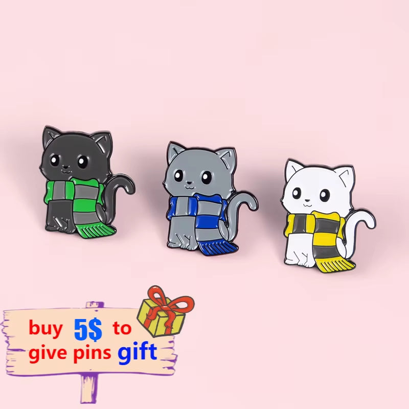 Animal Set Pins Unicorn Hippopotamus Pig Panda Cat Dog Rabbit Brooches Badges Funny Friends Gifts Pins for Backpacks Wholesale